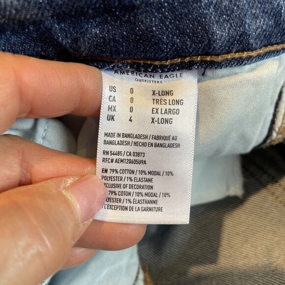 American Eagle Mom Jeans Denim Size 0 XL Button Fly Relaxed Fit Cropped Raw Hem - Picture 10 of 15